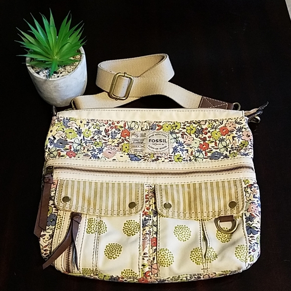 Fossil Handbags - Fossil Crossbody Bag Floral Beige